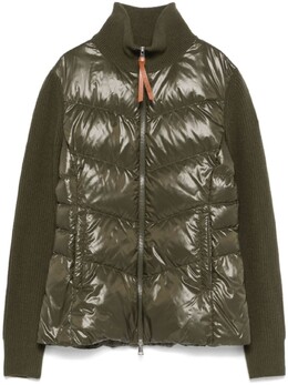 Moncler: Зелёная куртка 