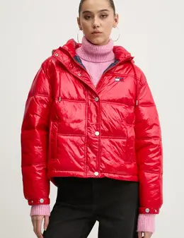 Tommy Jeans: Красная куртка 