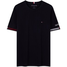 Tommy Hilfiger: Красная футболка 