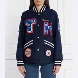 Tommy Hilfiger: Классическая куртка 