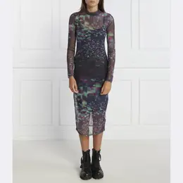 Calvin Klein: Многоцветное платье 