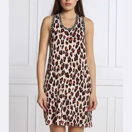 DKNY: Розовое неглиже 