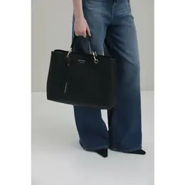 EMPORIO ARMANI: Чёрная сумка 
