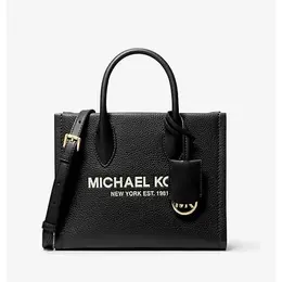 MICHAEL KORS: Чёрная сумка 