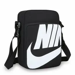 NIKE: Чёрная сумка 