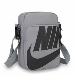 NIKE: Тёмная сумка 