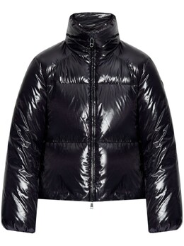 Moncler: Чёрная куртка 