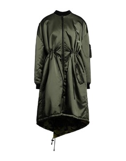 Alexandre Vauthier: Зелёное пальто 