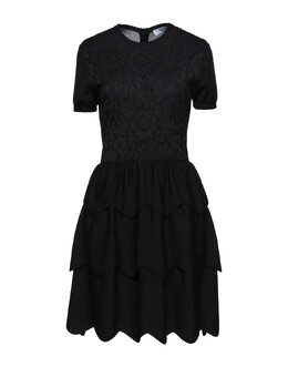 Valentino Garavani: Чёрное платье 