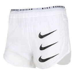 Nike: Спортивные шорты 