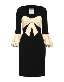Moschino: Чёрное платье 
