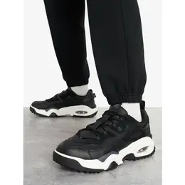 Fila: Чёрные кроссовки 