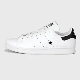 adidas Originals: Белые кроссовки 