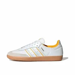 adidas Originals: Белые кеды 