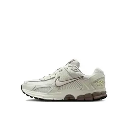 NIKE: Кеды 