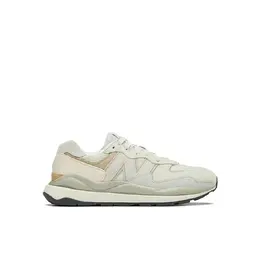 New Balance: Кеды 