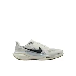 NIKE: Светлые кеды 