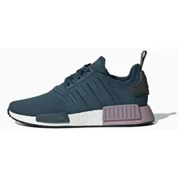 adidas: Зелёные кроссовки  NMD_R1