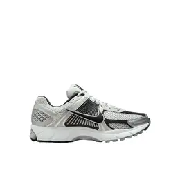 NIKE: Чёрные кеды 