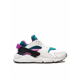NIKE: Серебристые кроссовки  Air Huarache