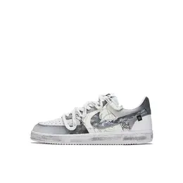 NIKE: Белые кеды 