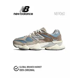 New Balance: Бежевые кроссовки  9060