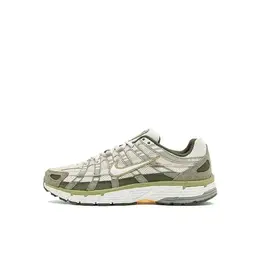NIKE: Светлые кеды 
