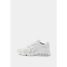Nike: Белые кроссовки  Air Zoom Spiridon Cage 2