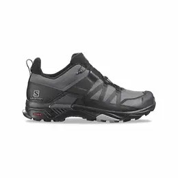 Salomon: Чёрные кроссовки 