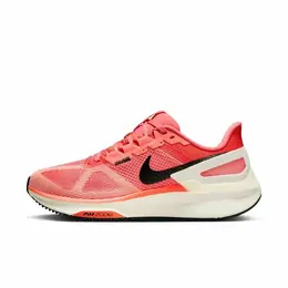 NIKE: Красные кроссовки 