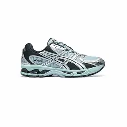Asics: Серебристые кроссовки 