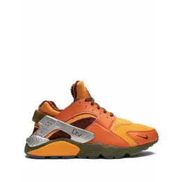 NIKE: Оранжевые кроссовки 