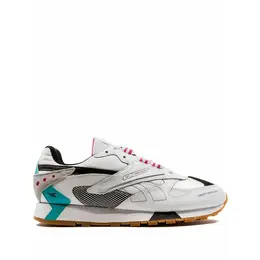 Reebok: Белые кроссовки 