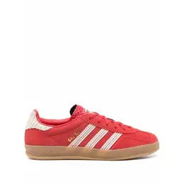adidas: Кроссовки 
