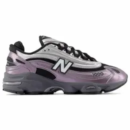 New Balance: Серые кроссовки 