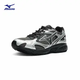 Mizuno: Кроссовки 