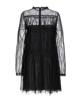 Valentino Garavani: Чёрное платье 
