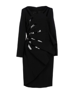 Moschino: Чёрное платье 