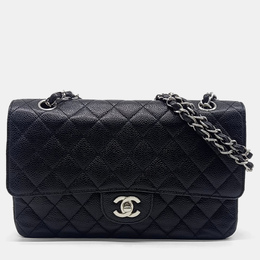 Chanel: Чёрная сумка 
