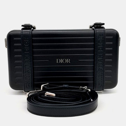 Dior: Чёрная сумка 