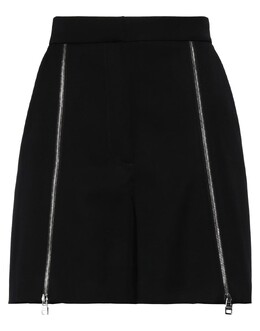 Alexander McQueen: Чёрные шорты 