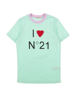 N°21: Светлая футболка 