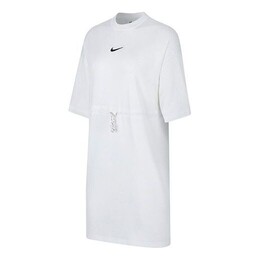 Nike: Повседневное платье 