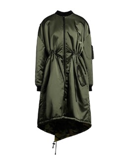 Alexandre Vauthier: Зелёное пальто 