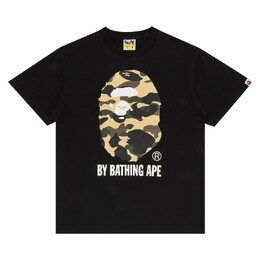 A BATHING APE: Чёрная футболка 