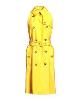 Burberry: Жёлтый плащ 