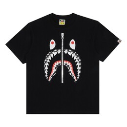A BATHING APE: Чёрная футболка 