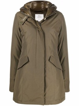 Woolrich: Пуховик с капюшоном 