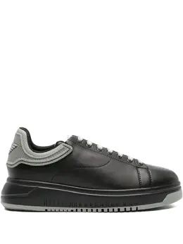 Emporio Armani: Двухцветные кроссовки 