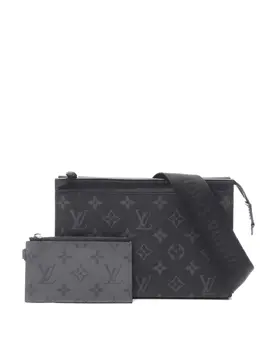 Louis Vuitton Pre-Owned: Чёрный клатч 